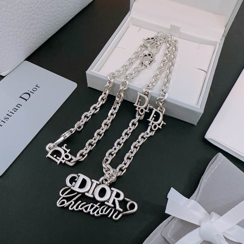 Dior Necklace 06lyr636